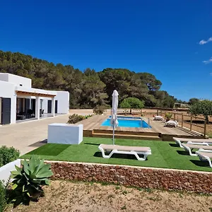 https://ses-vinas-de-cas-baixero.balearic-islands.net